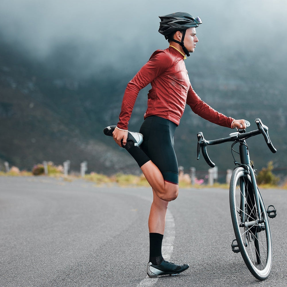 Stretching essenziale per ciclisti: potenzia la tua pedalata con ﬂessibilità ottimale